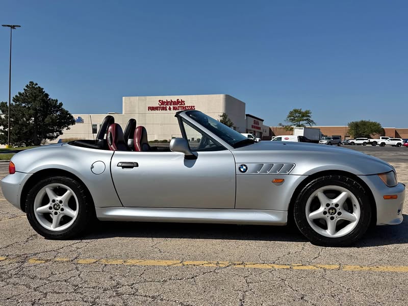 1998 BMW Z3 - 4-Cyl Roadster 2D