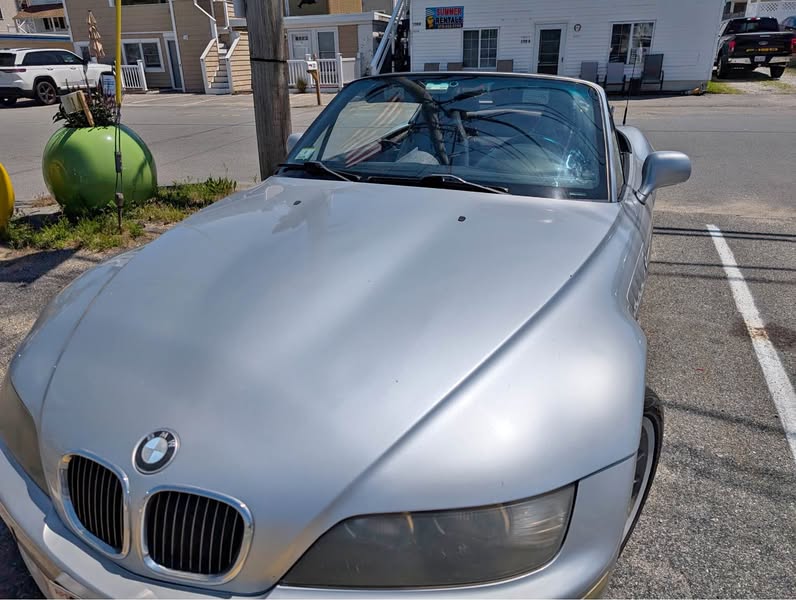 2001 BMW Z3 - 3.0i Roadster 2D