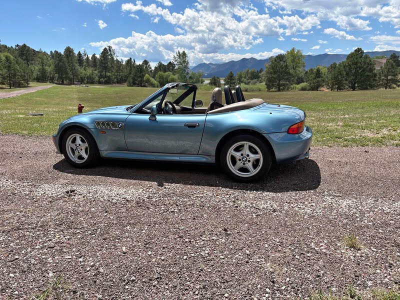 1999 BMW Z3 - 2.3 Roadster 2D