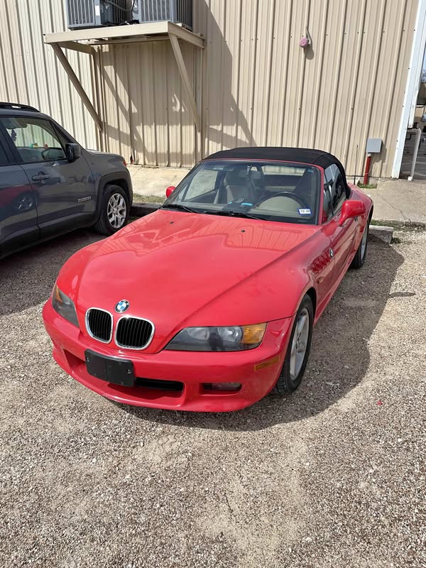 1998 BMW Z3 - 3.0i Roadster 2D