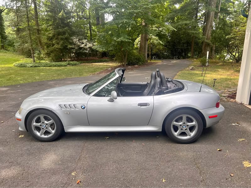 2000 BMW Z3 - 2.3 Roadster 2D