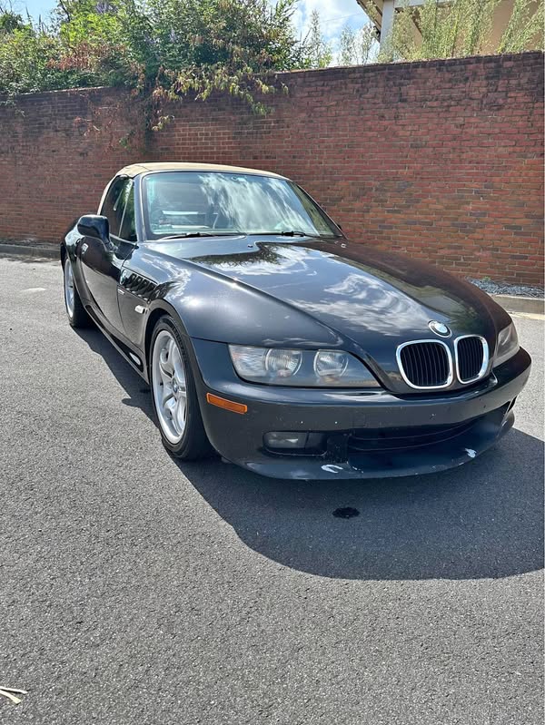 2000 BMW Z3 - 2.8 Roadster 2D