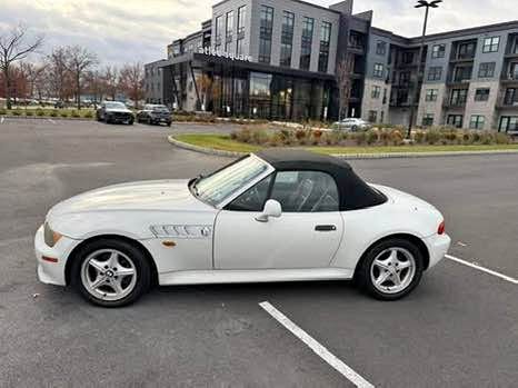 1999 BMW Z3 - 2.3 Roadster 2D