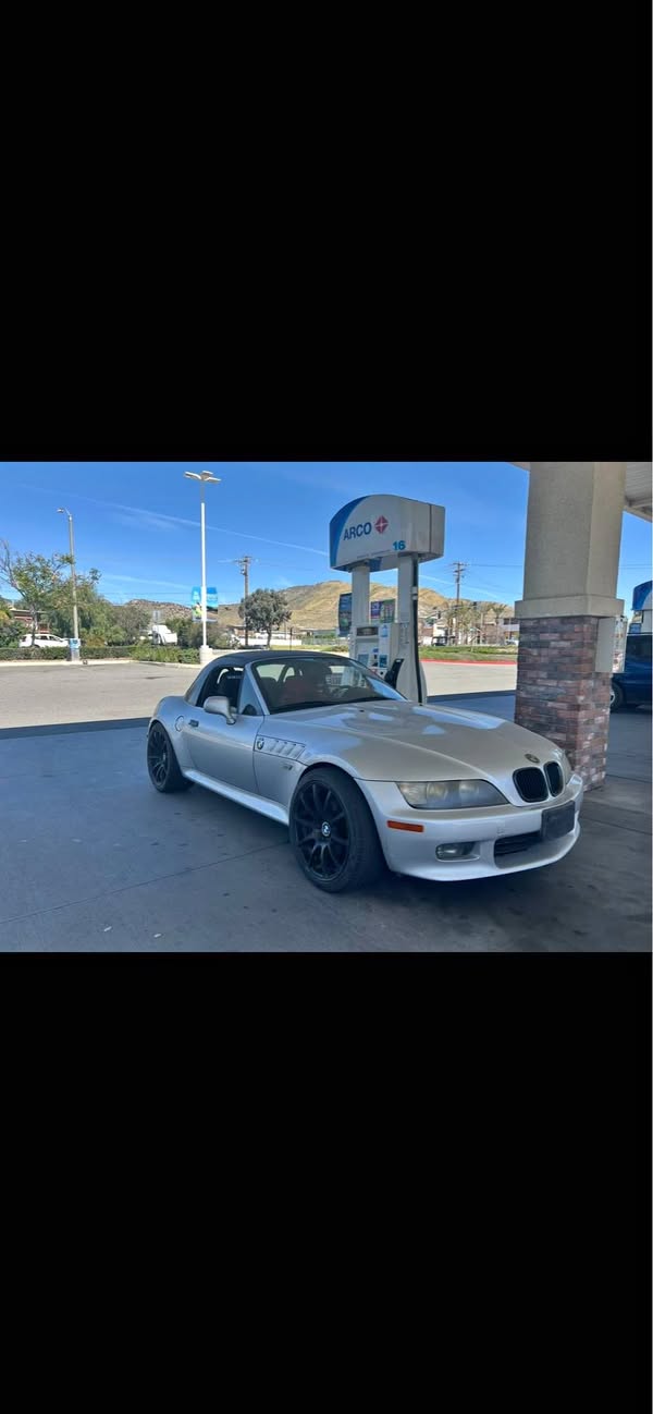 2000 BMW Z3 - 2.8 Roadster 2D