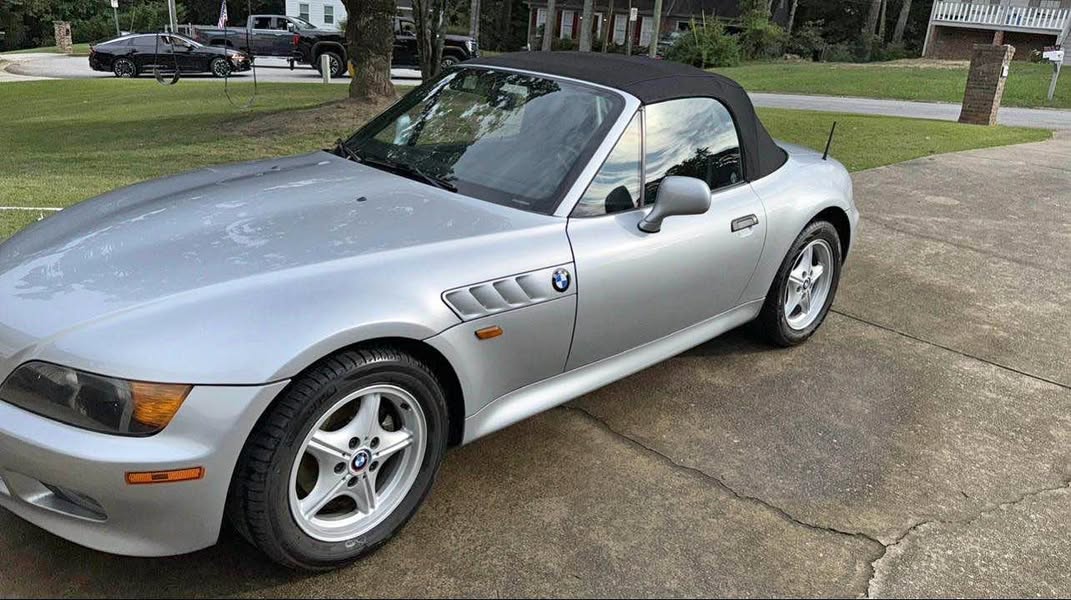 1998 BMW Z3 - 4-Cyl Roadster 2D