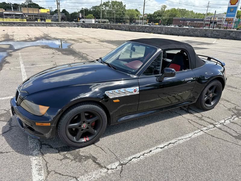 1998 BMW Z3 - 2.8 Roadster 2D