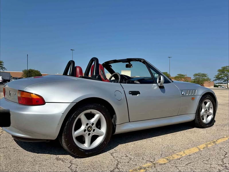 1998 BMW Z3 - 4-Cyl Roadster 2D