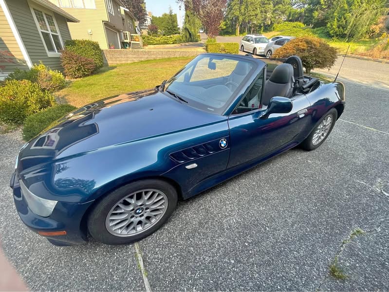 2001 BMW Z3 2.5i Roadster 2D