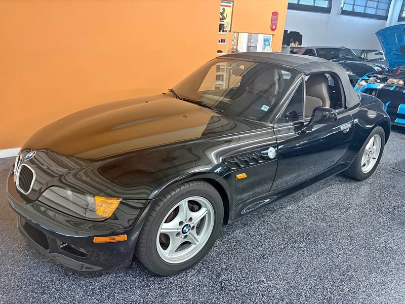 1999 BMW Z3 - 2.3 Roadster 2D