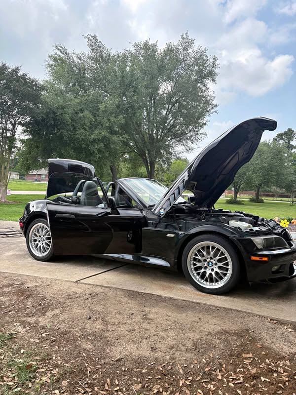 2002 BMW Z3 - 3.0i Roadster 2D