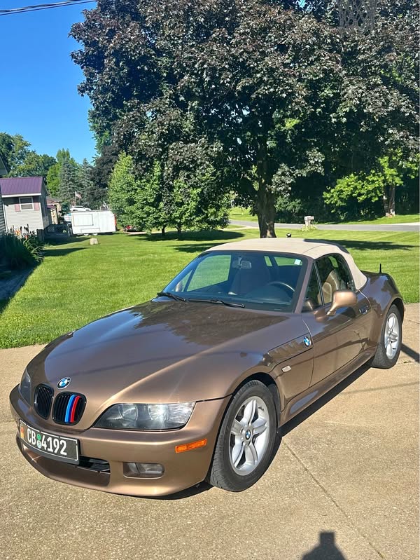 2000 BMW Z3 - 2.3 Roadster 2D