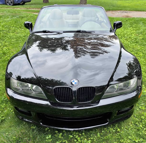 2001 BMW Z3 - 3.0i Roadster 2D
