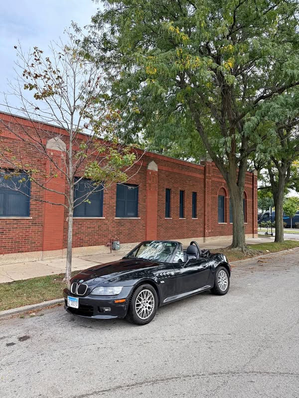 2002 BMW Z3 - 2.5i Roadster 2D