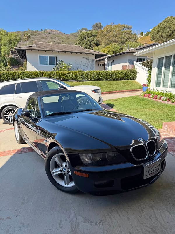 2000 BMW Z3 - 2.3 Roadster 2D