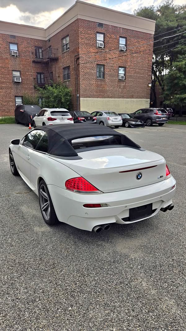 2007 BMW M6 - Convertible 2D