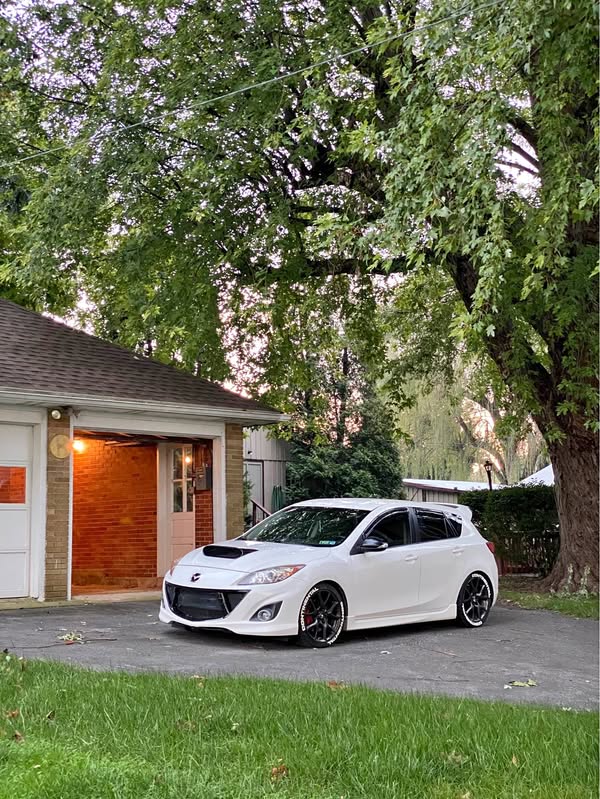 2013 Mazda Mazda3 - MAZDASPEED3 Grand Touring Hatchback 4D
