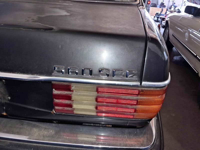 1987 Mercedes-Benz 560 sec coupe