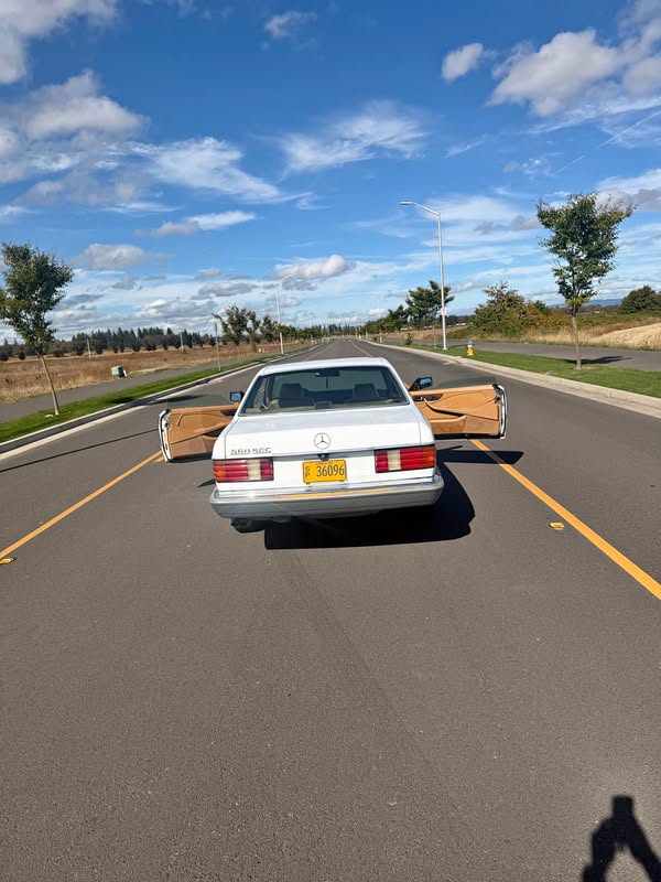 1988 Mercedes-Benz 560 SEC