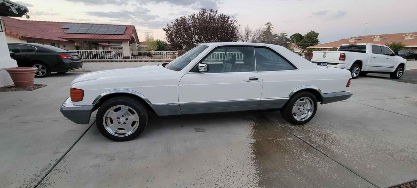 1983 Mercedes-Benz 500 SEC - Coupe 2D