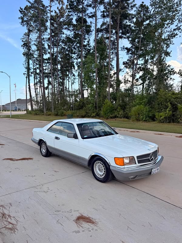 1985 Mercedes-Benz 500 SEC - Coupe 2D