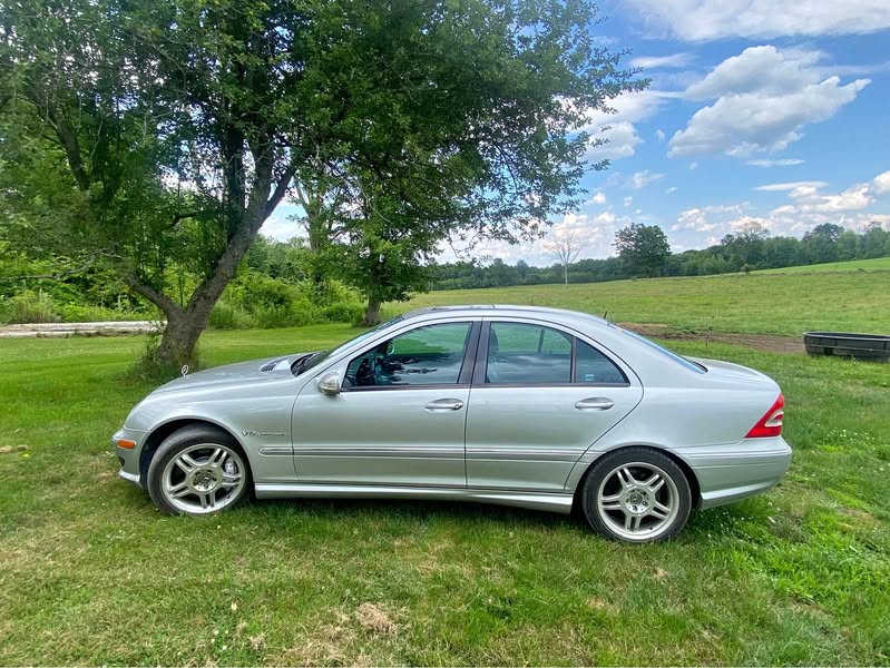 2002 Mercedes Benz C32 AMG