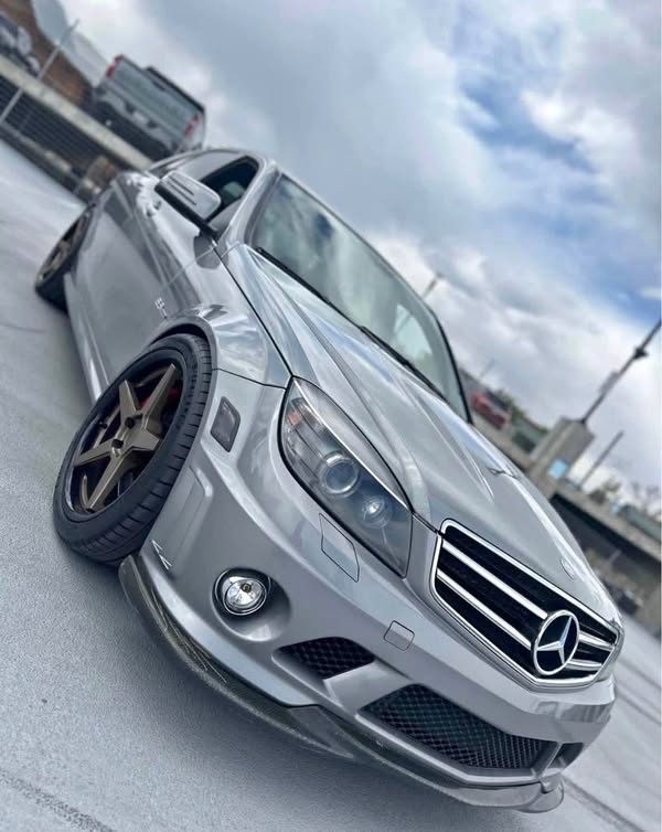 2011 Mercedes-Benz C-Class - C 63 AMG Sedan 4D