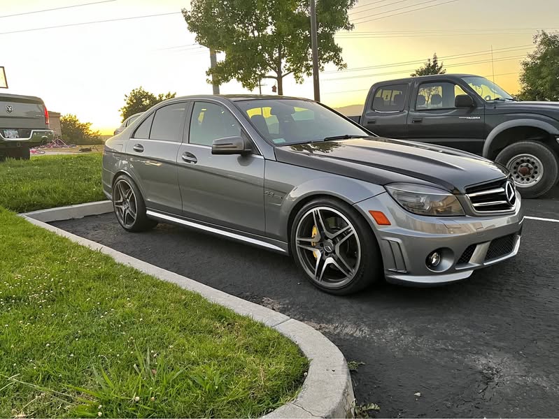 2009 Mercedes-Benz Mercedes-AMG C-Class - C 63 AMG Sedan 4D