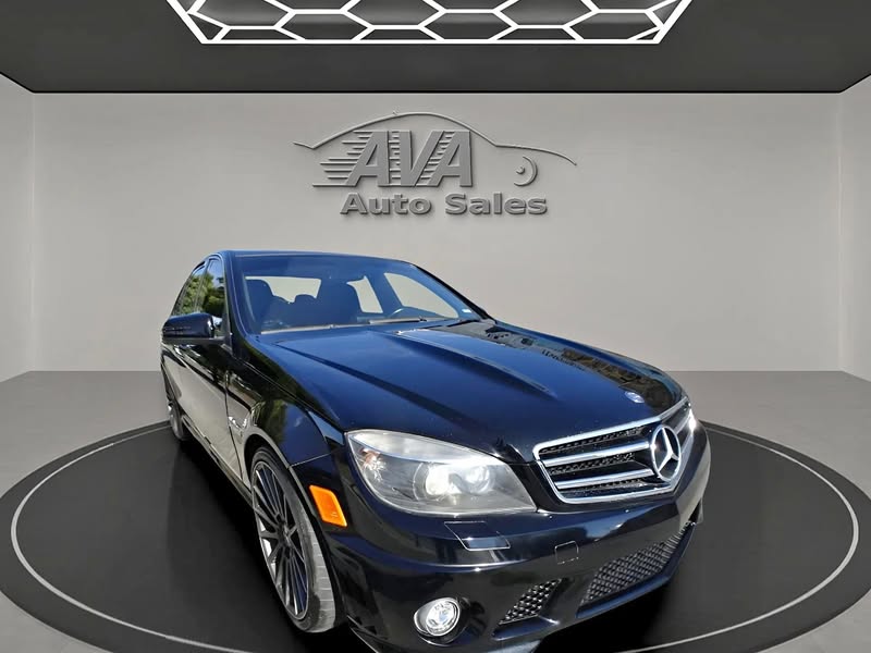 2010 Mercedes-Benz C63 AMG