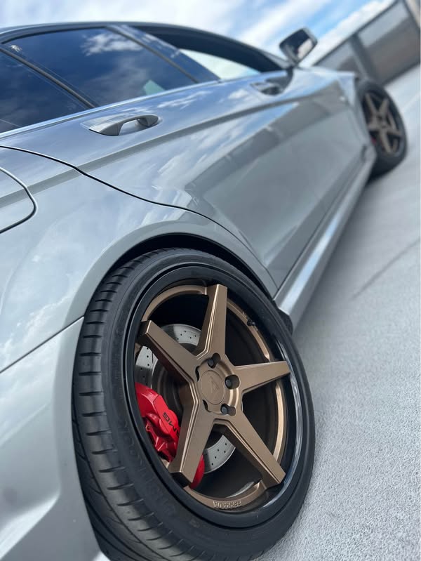 2011 Mercedes-Benz Mercedes-AMG C-Class - C 63 AMG Sedan 4D
