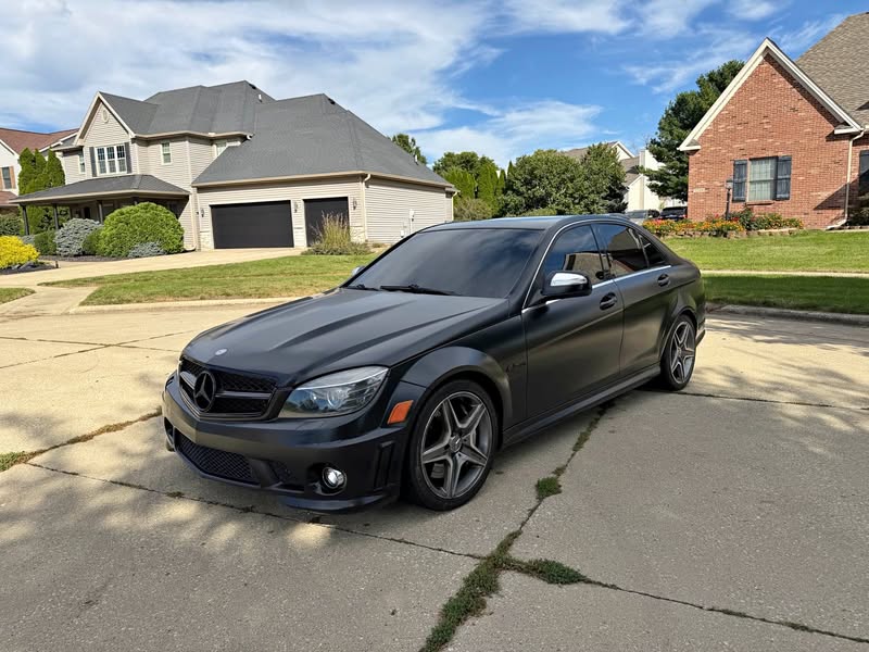 2009 Mercedes-Benz Mercedes-AMG C-Class - C 63 AMG Sedan 4D