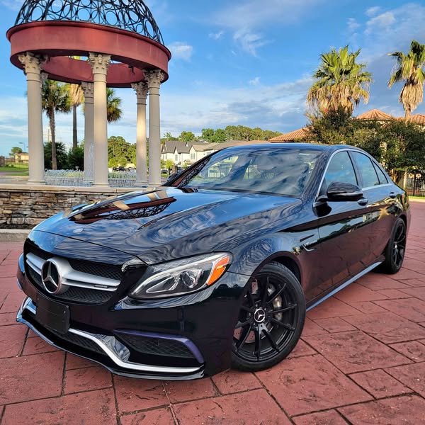2017 Mercedes-Benz Mercedes-AMG C-Class - C 63 AMG Sedan 4D