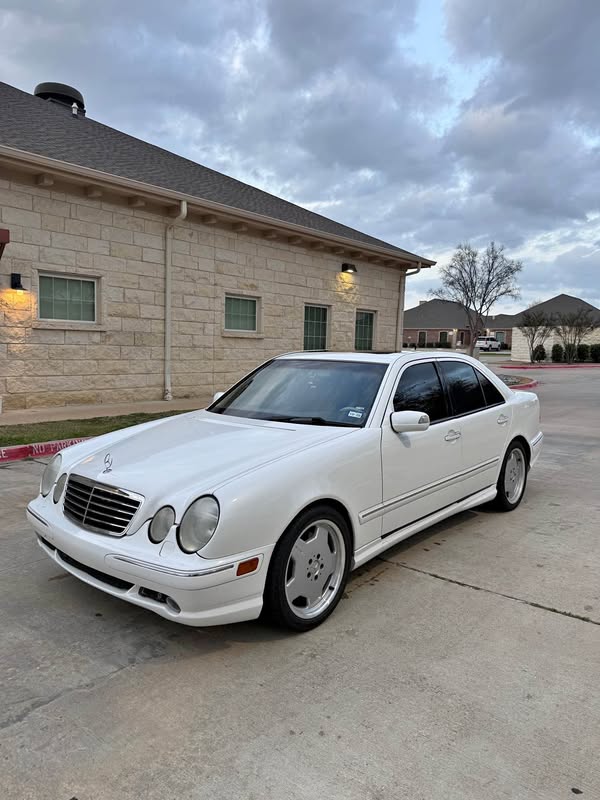 2001 Mercedes-Benz E-Class - E 55 AMG Sedan 4D