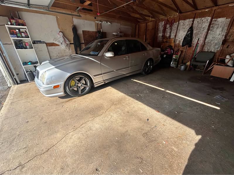 2000 Mercedes-Benz E-Class - E 55 AMG Sedan 4D