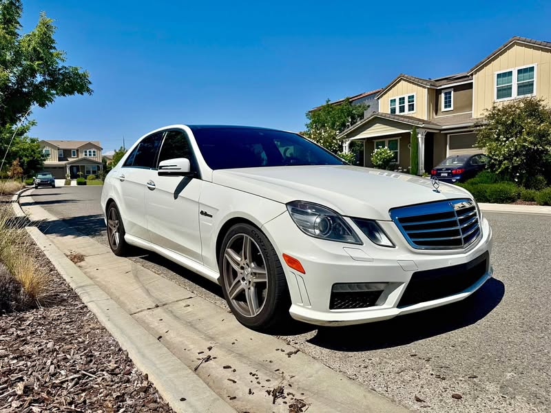2010 Mercedes-Benz E-Class - E63 AMG