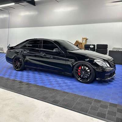 2013 Mercedes-Benz Mercedes-AMG E-Class - E63