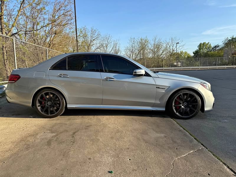 2014 Mercedes-Benz Mercedes-AMG E-Class - E63-S AMG