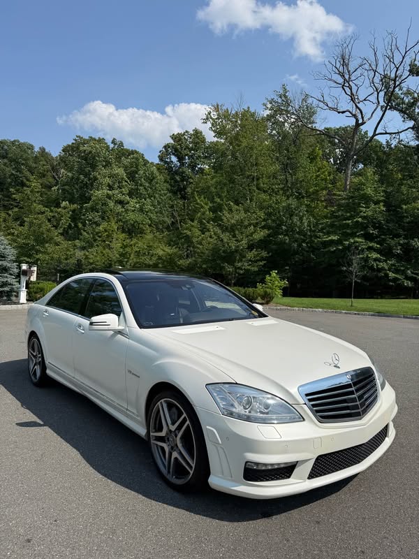 2012 Mercedes-Benz S-Class - S 63 AMG Sedan 4D