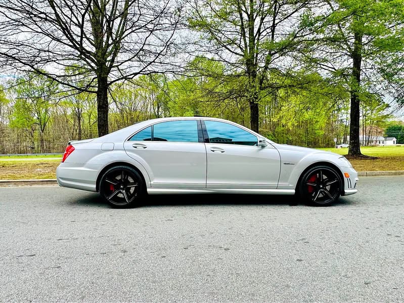 2010 Mercedes-Benz S-Class - S 63 AMG Sedan 4D