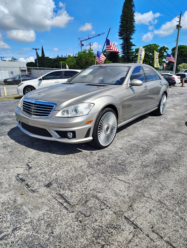 2008 Mercedes-Benz S63 AMG
