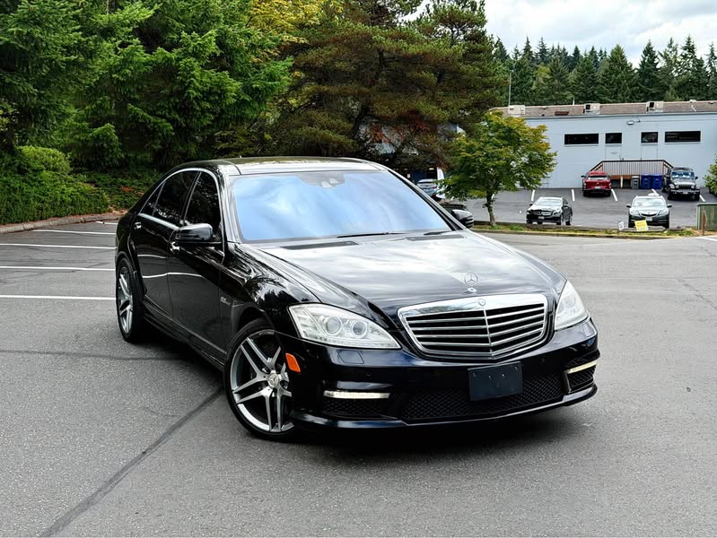 2011 Mercedes-Benz Mercedes-AMG S-Class - S 63 AMG Sedan 4D