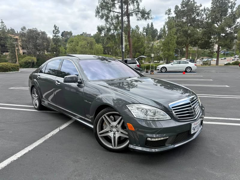 2011 Mercedes-Benz Mercedes-AMG S-Class - S 63 AMG Sedan 4D