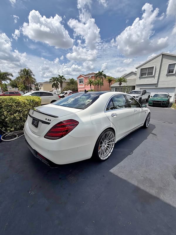 2018 Mercedes-Benz AMG - S63
