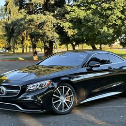 2015 Mercedes-Benz S63 Coupe AMG