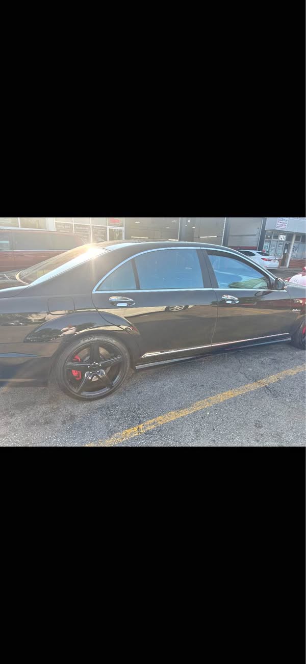 2009 Mercedes-Benz Mercedes-AMG S-Class - S 63 AMG Sedan 4D