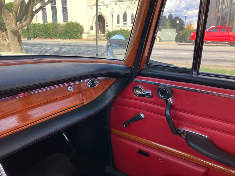1964 Mercedes-Benz 220 seb fintail