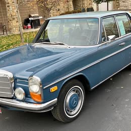 1971 Mercedes-Benz 220: model w114