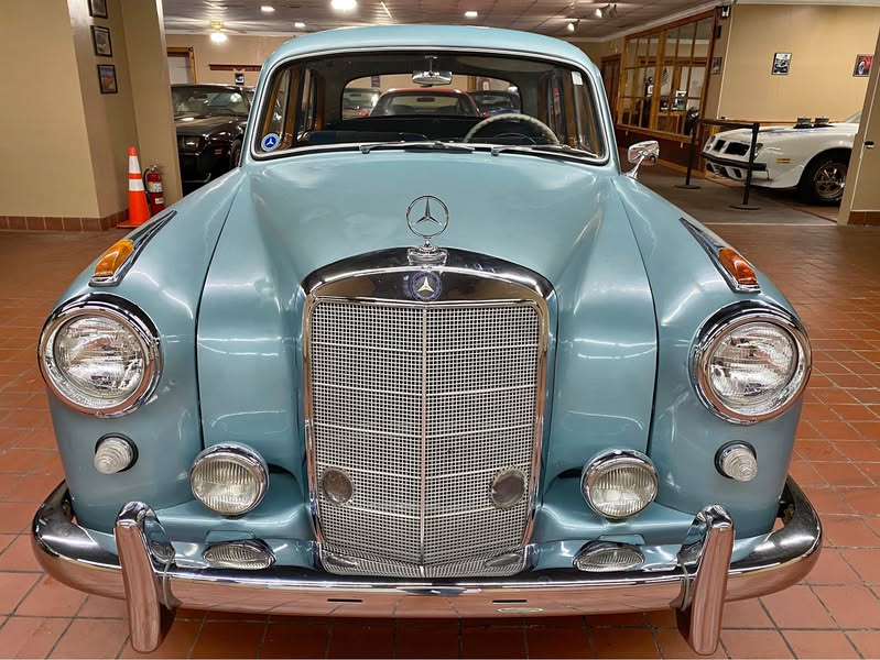 1959 Mercedes-Benz 220s - PONTON