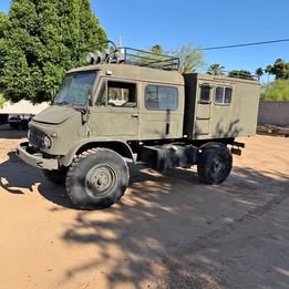 1964 Mercedes-Benz Unimog s404.1 Doka (double cab)