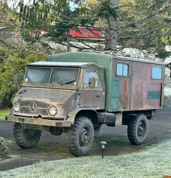 1966 Mercedes-Benz unimog - 404 Radio