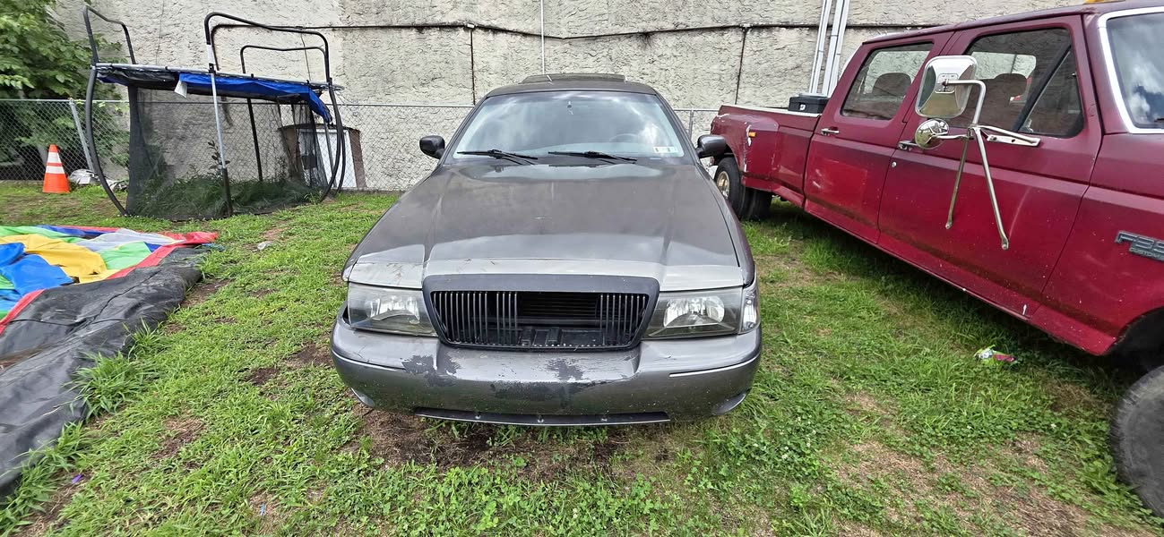 2004 mercury marauder